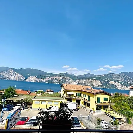 Ξενοδοχείο Ideal 3*
