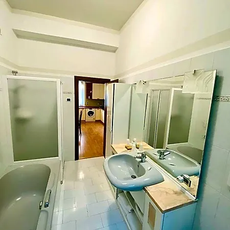 Ideal Hotel